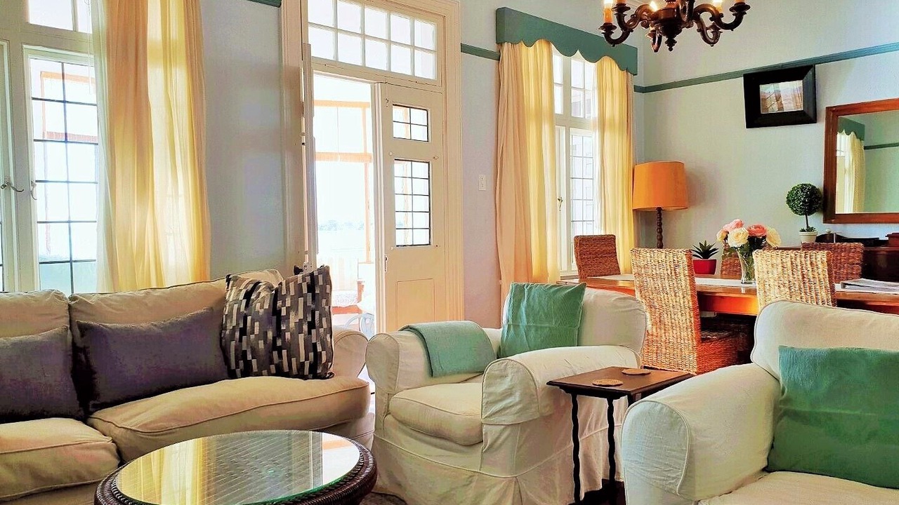 Photo of Livingroom in Gordon's Bay