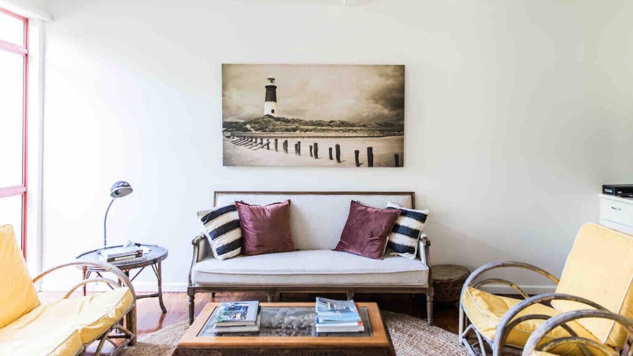 Photo of Livingroom in Castaways Beach