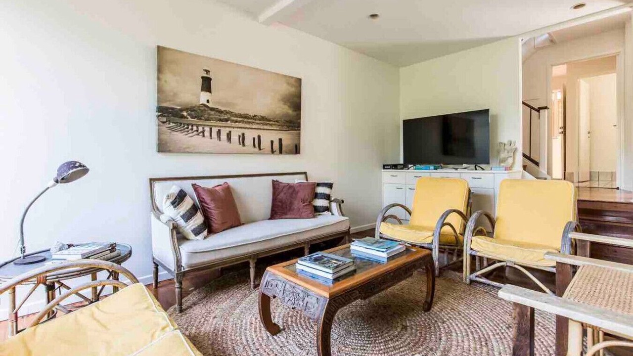 Photo of Livingroom in Castaways Beach
