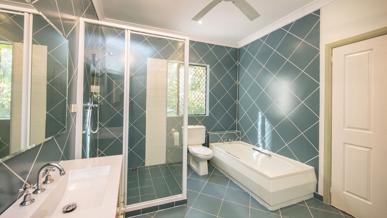 Photo of Bathroom in Clifton Beach