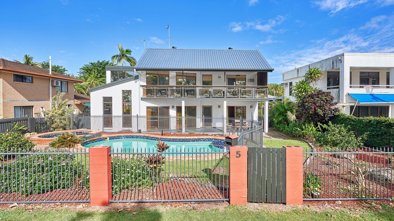Photo of Outdoor in Holloways Beach