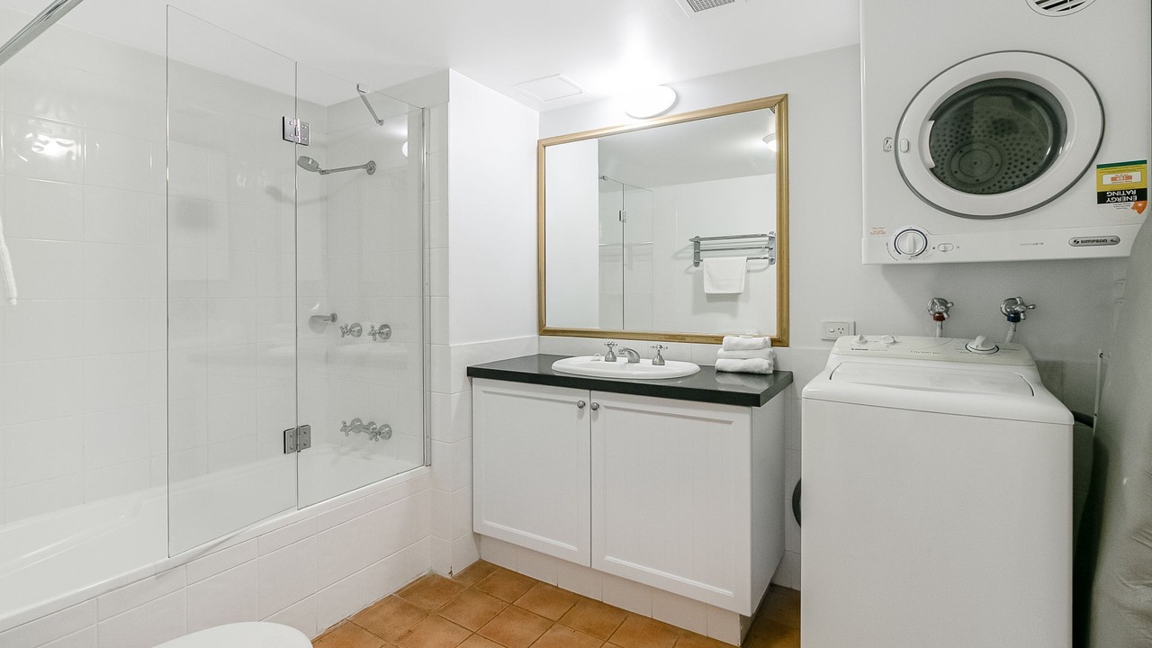 Photo of Bathroom in Coolangatta