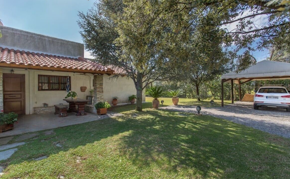 Photo of Outdoor in Eretria
