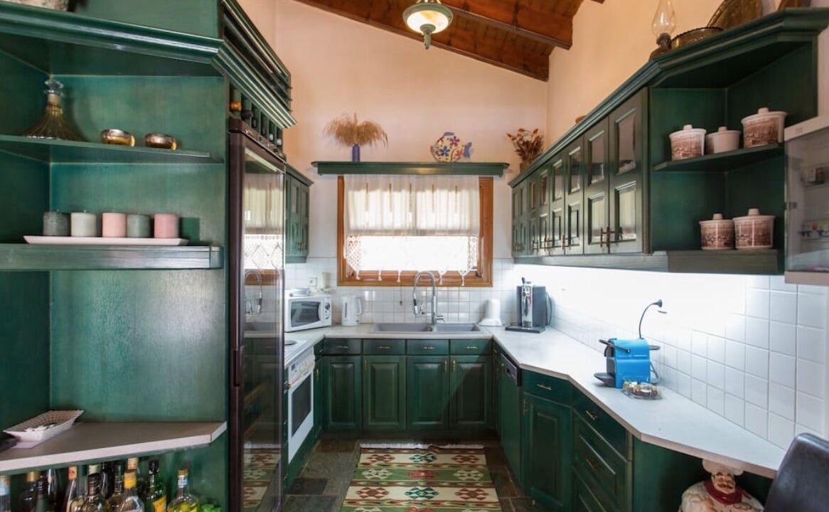 Photo of Kitchen in Eretria
