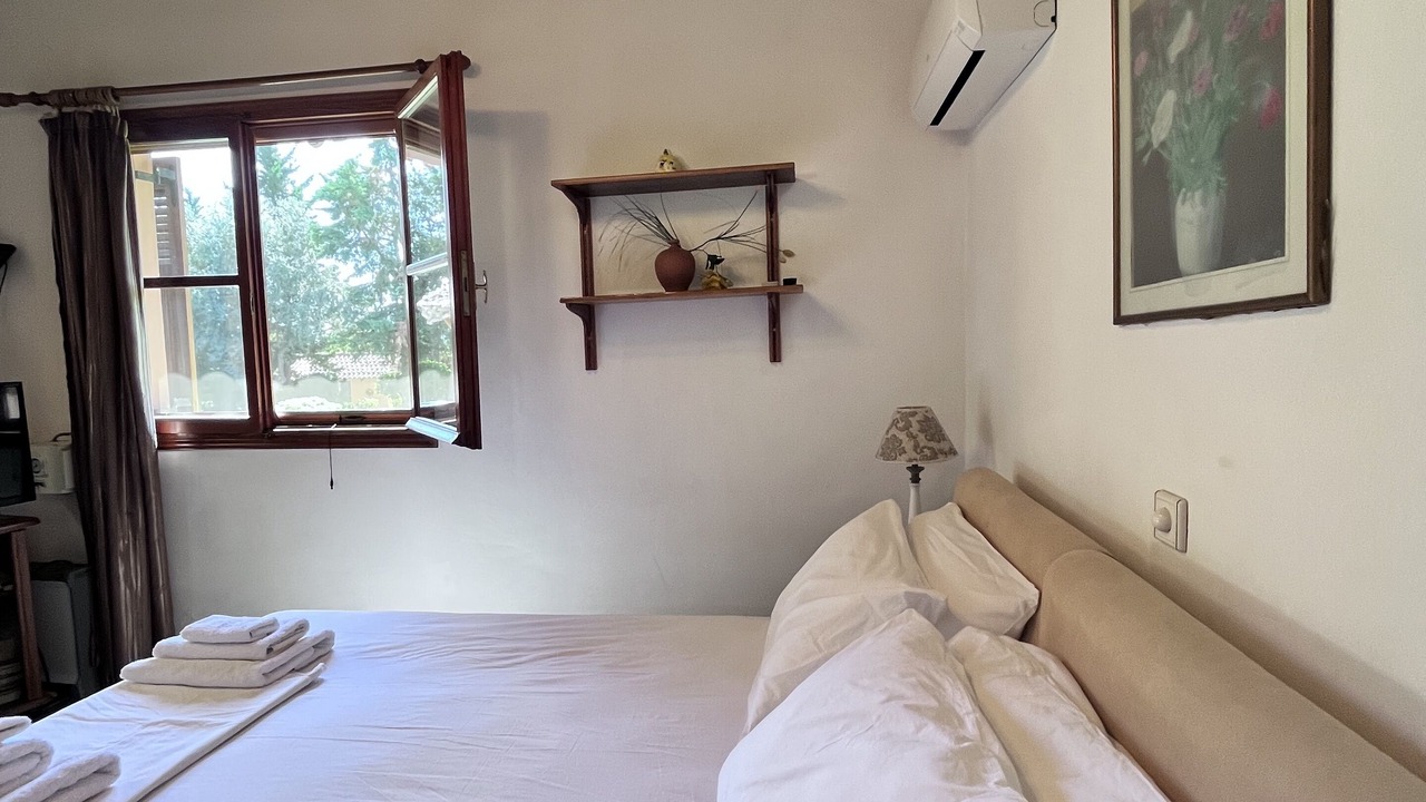 Photo of Bedroom in Eretria