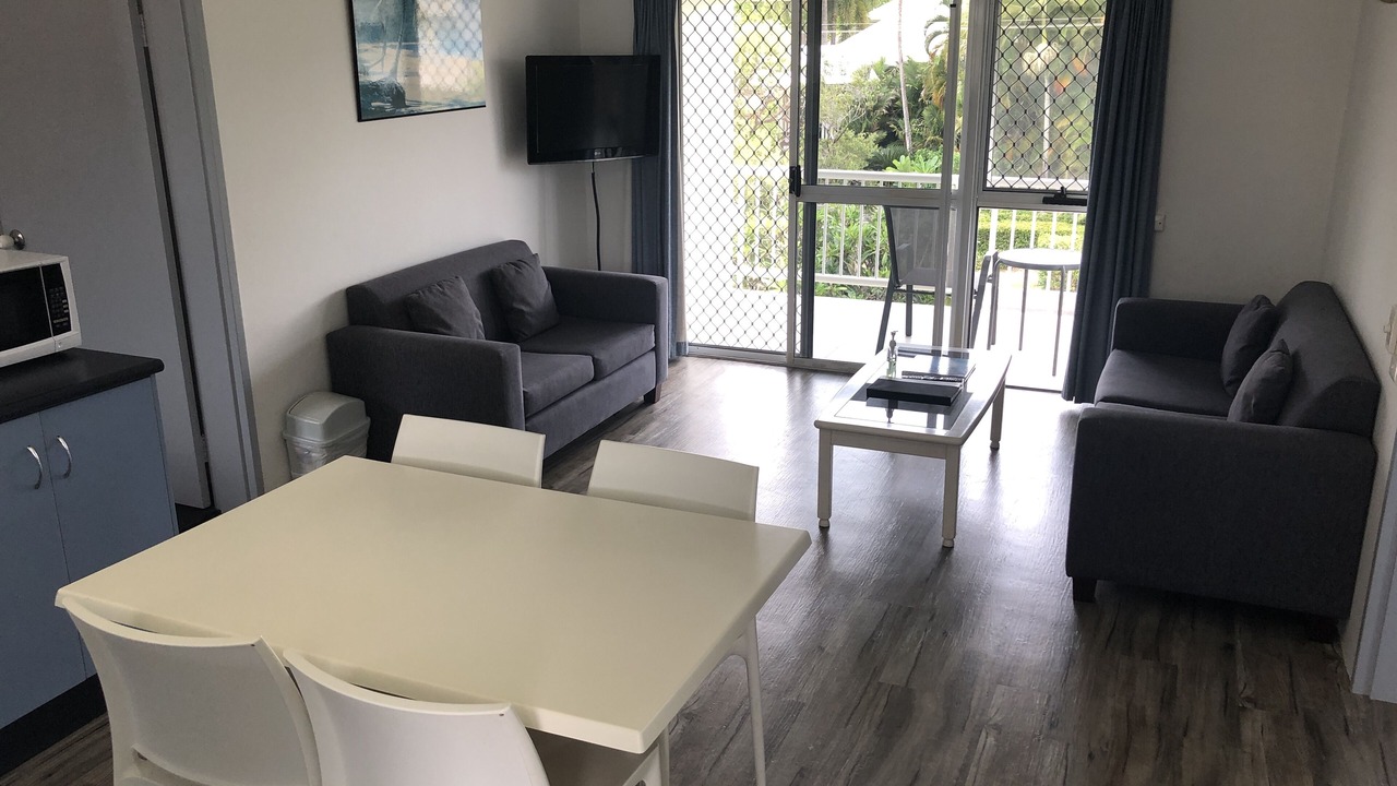 Photo of Livingroom in Trinity Beach