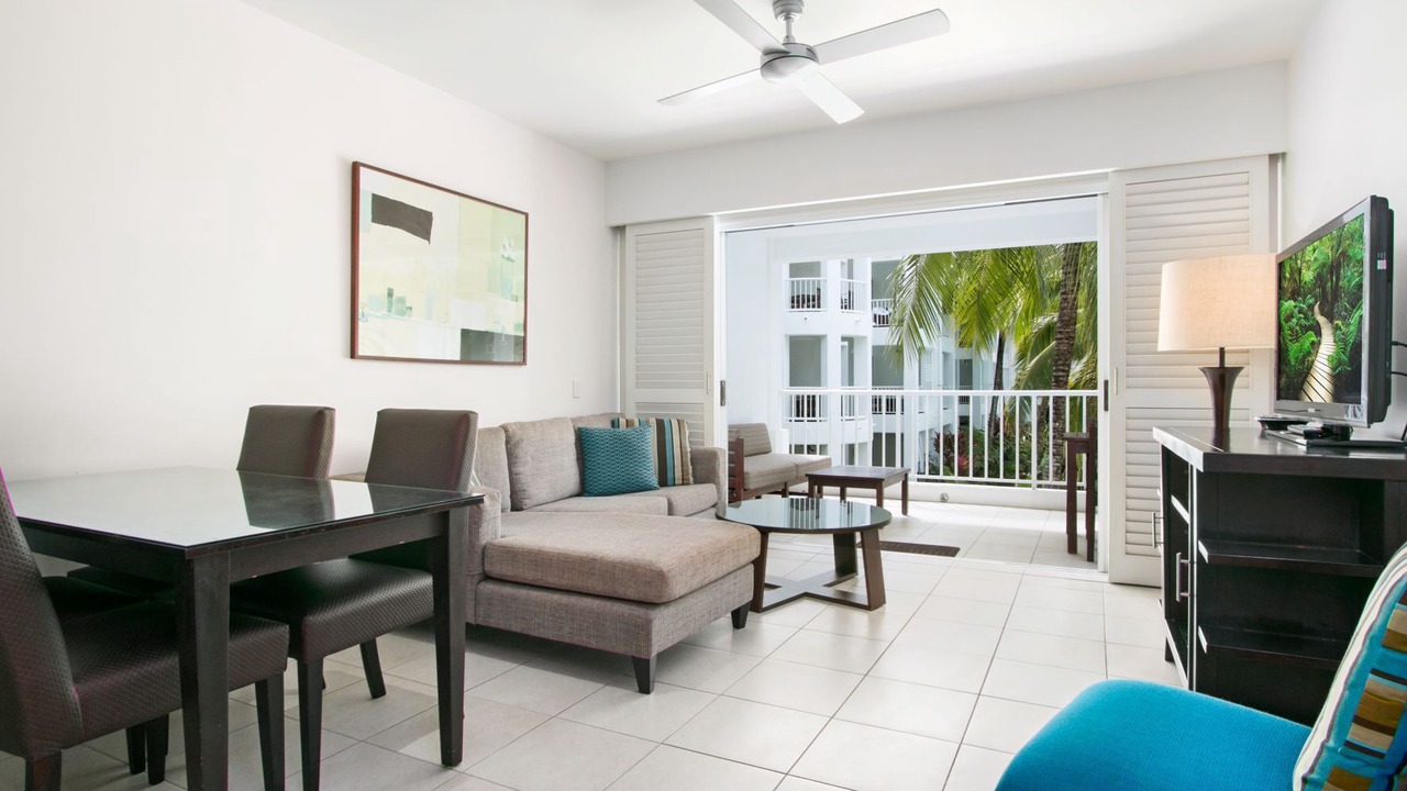 Photo of Livingroom in Palm Cove