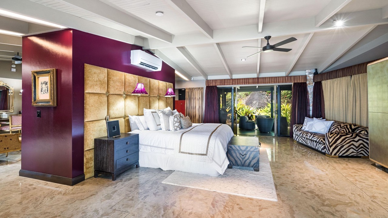 Photo of Bedroom in Trinity Beach