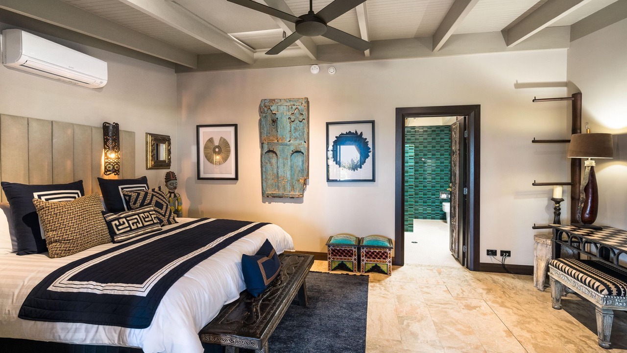 Photo of Bedroom in Trinity Beach