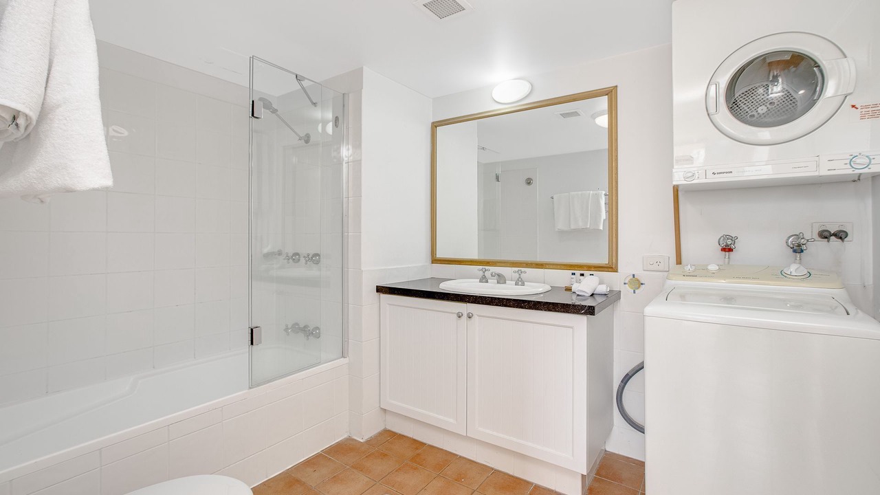 Photo of Bathroom in Coolangatta