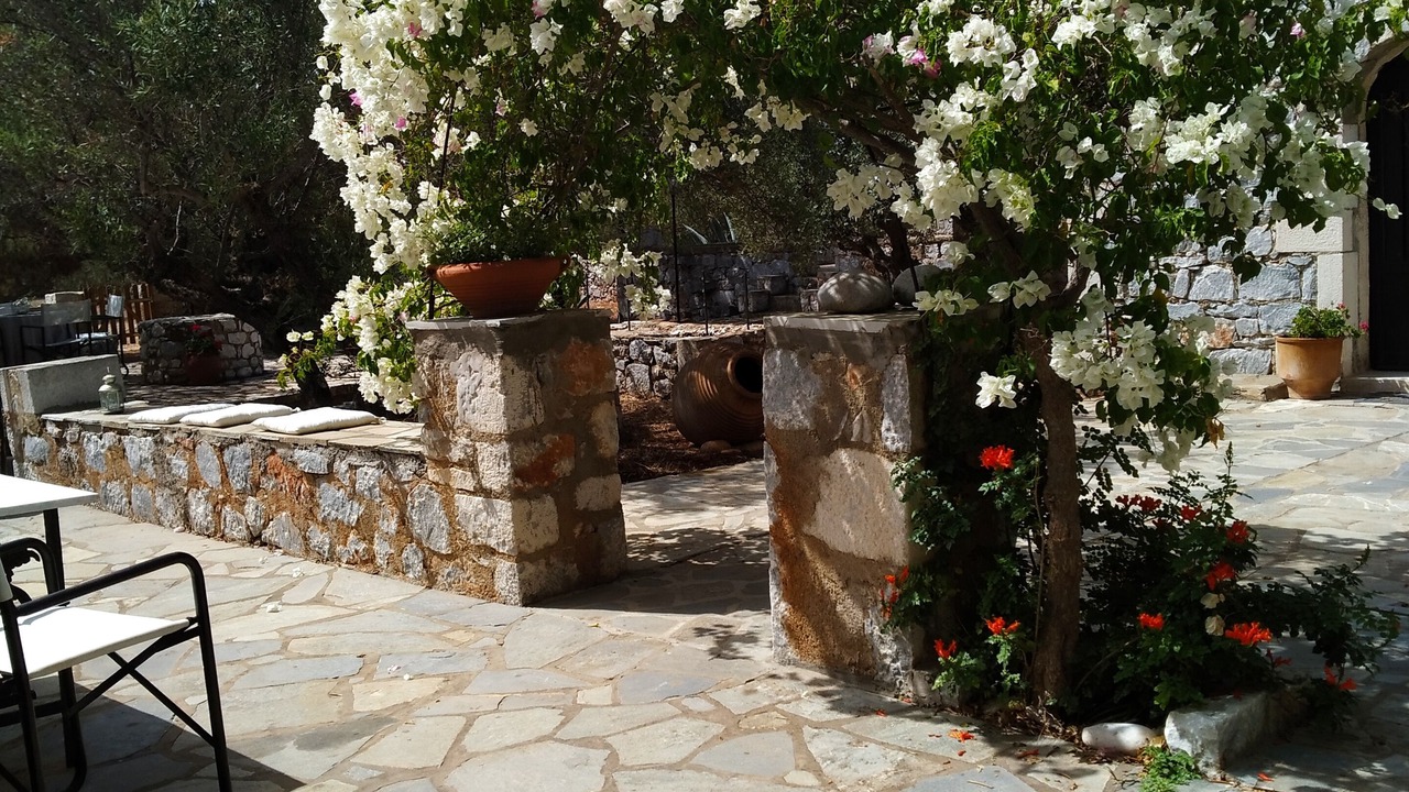 Photo of Patio Balcony in Charouda