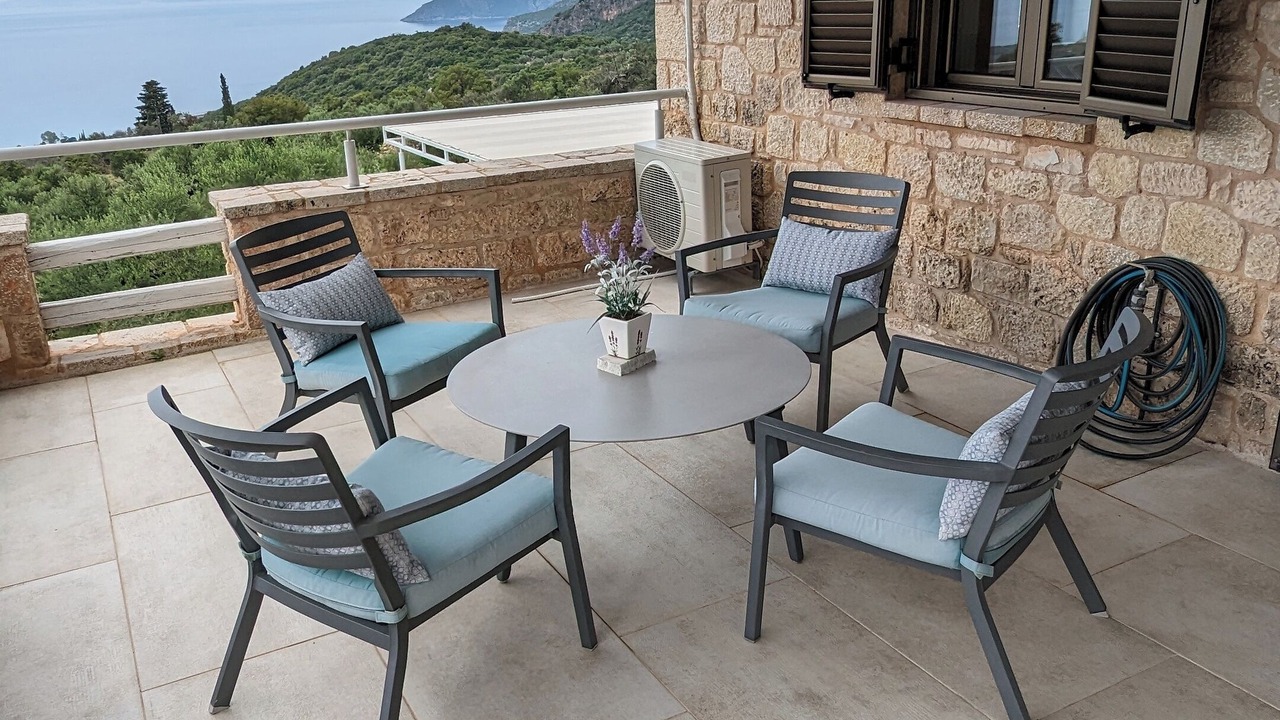 Photo of Patio Balcony in Kardamyli