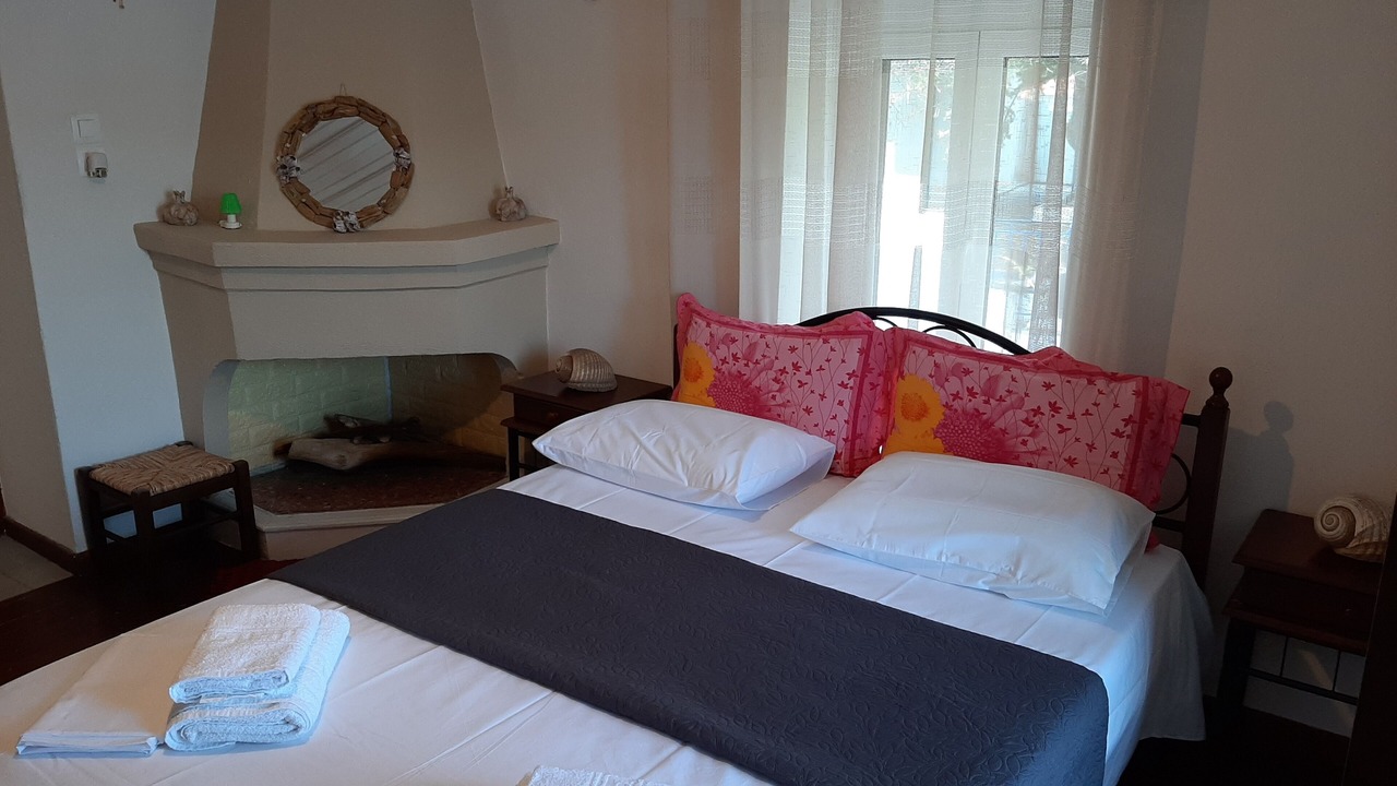 Photo of Bedroom in Pella Region