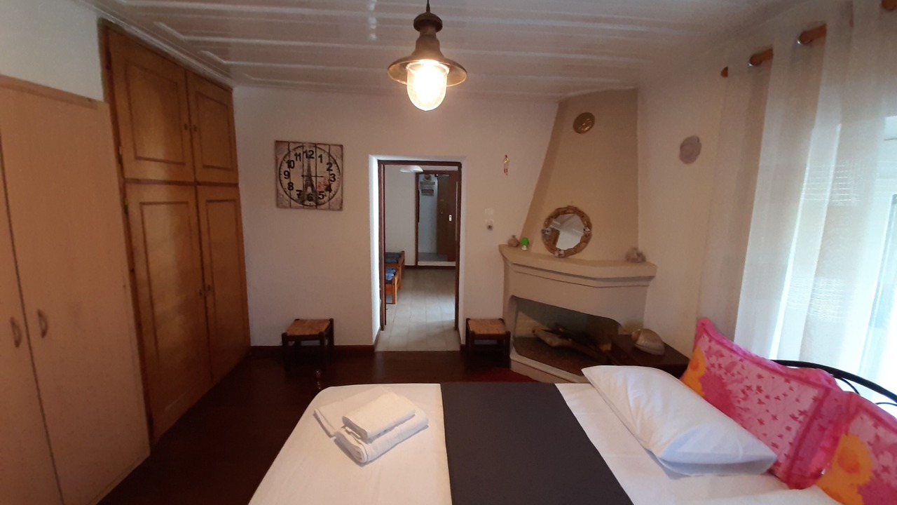 Photo of Bedroom in Pella Region