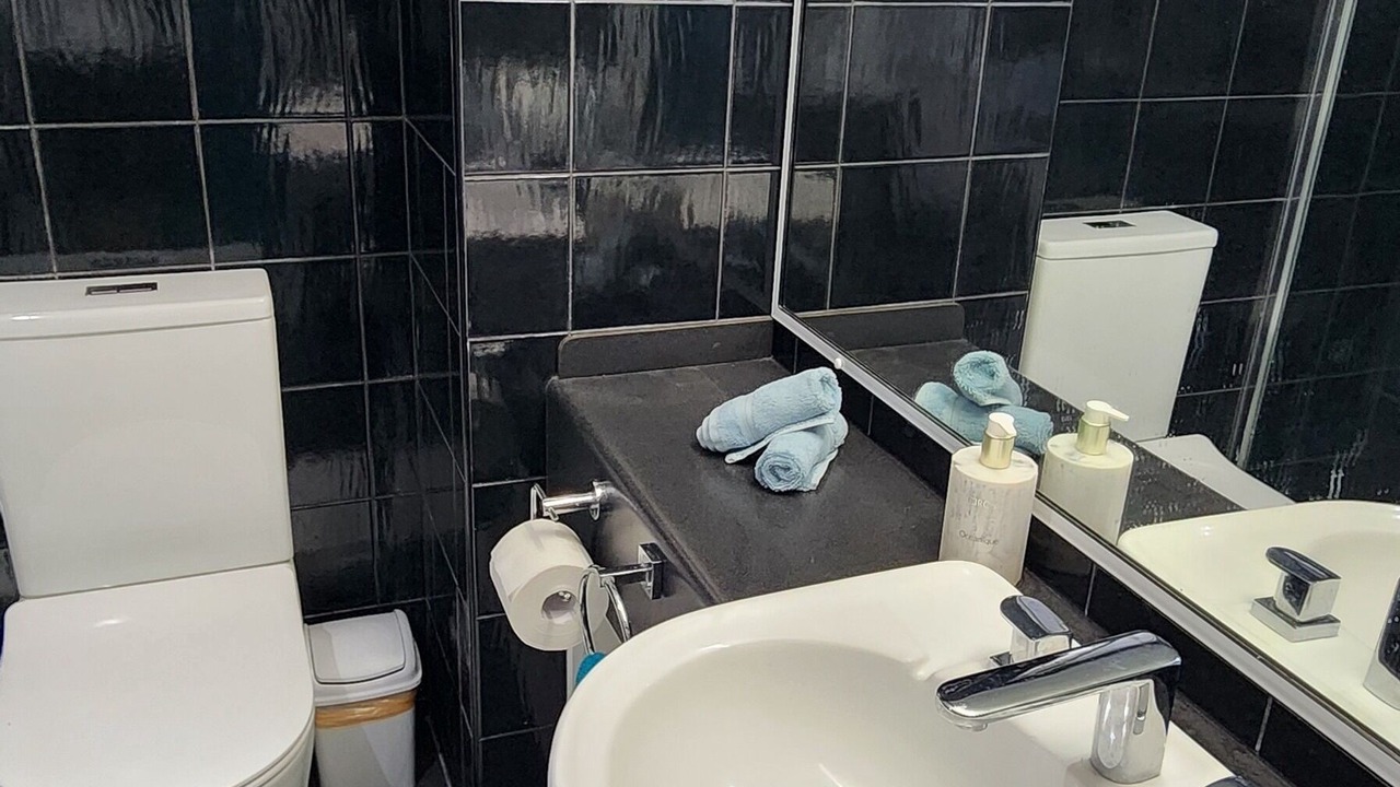 Photo of Bathroom in Palm Cove
