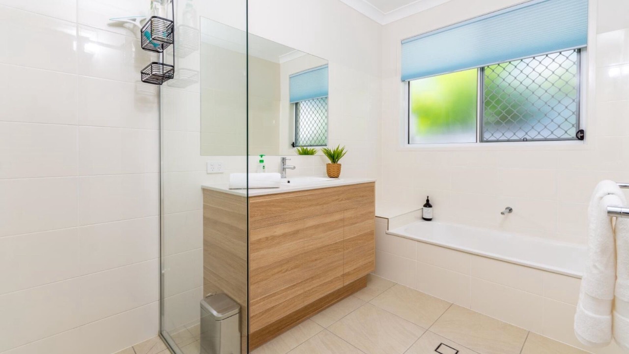 Photo of Bathroom in Banksia Beach