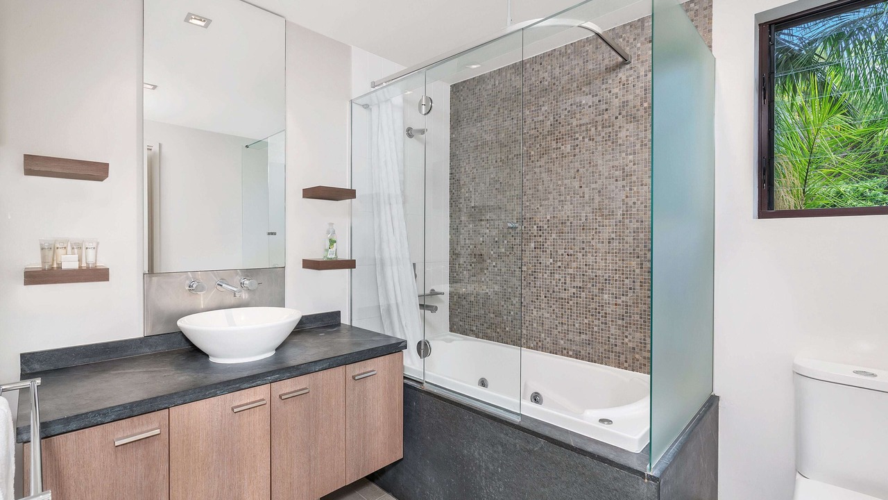 Photo of Bathroom in Palm Cove
