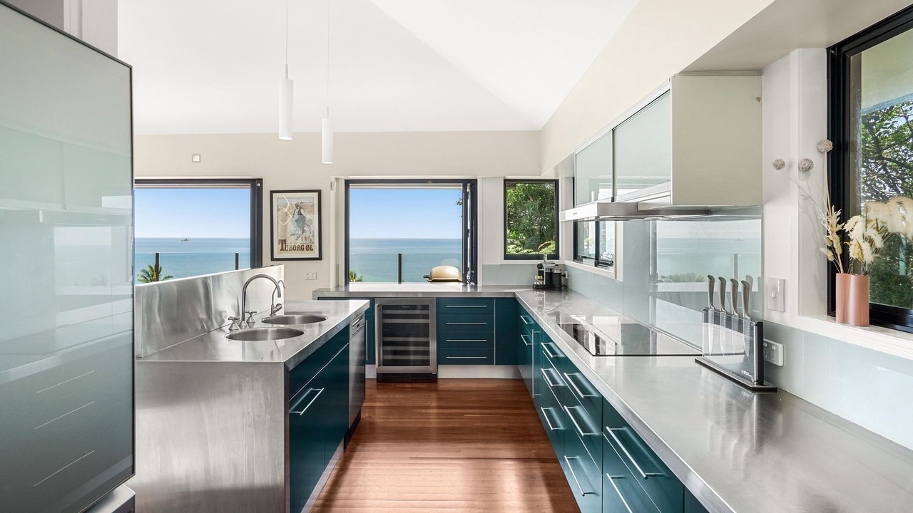 Photo of Kitchen in Trinity Beach