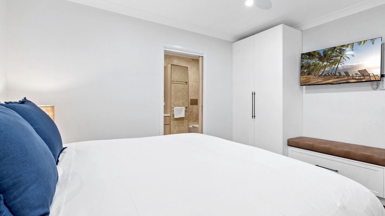 Photo of Bedroom in Holloways Beach