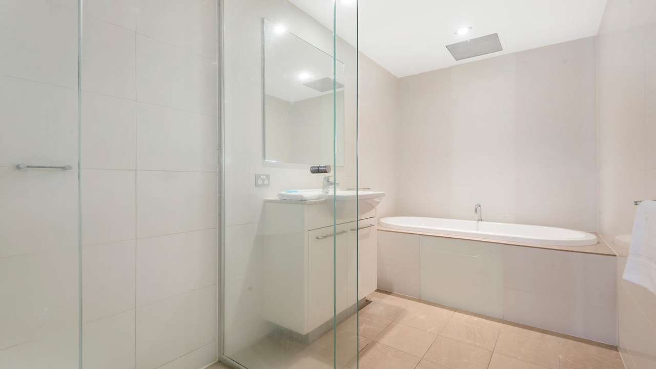 Photo of Bathroom in Broadbeach