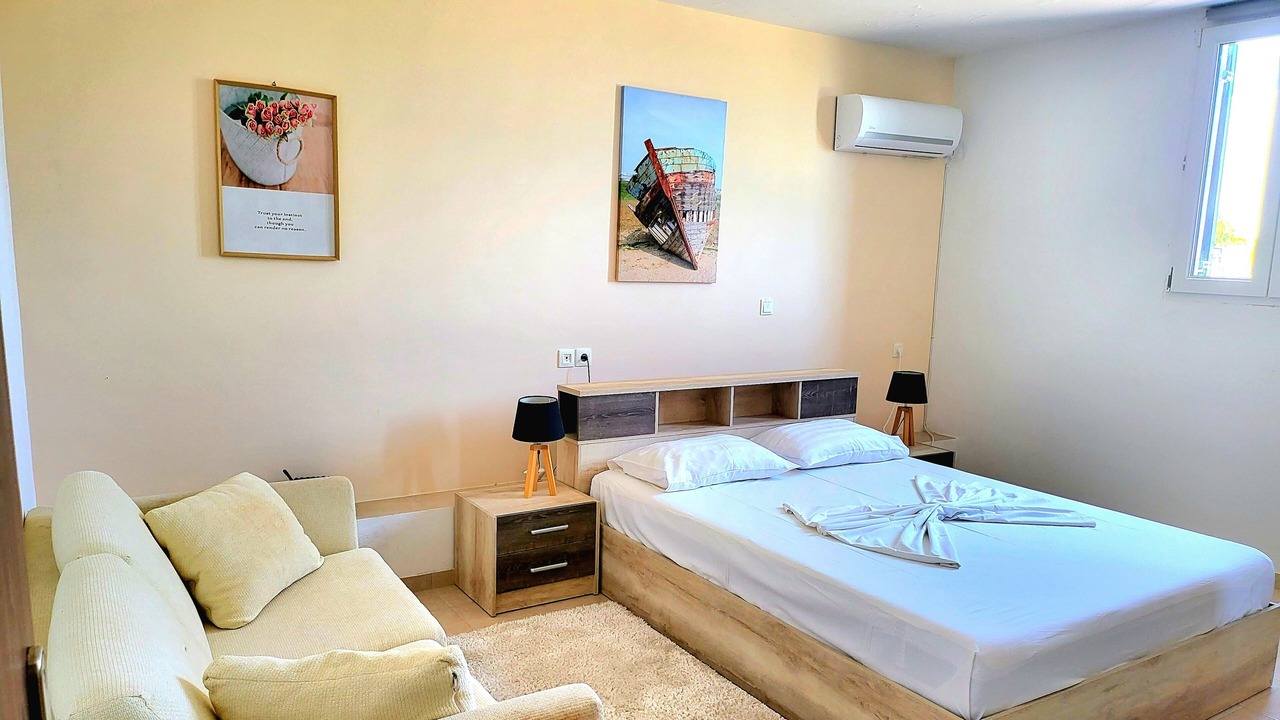 Photo of Bedroom in Lahania