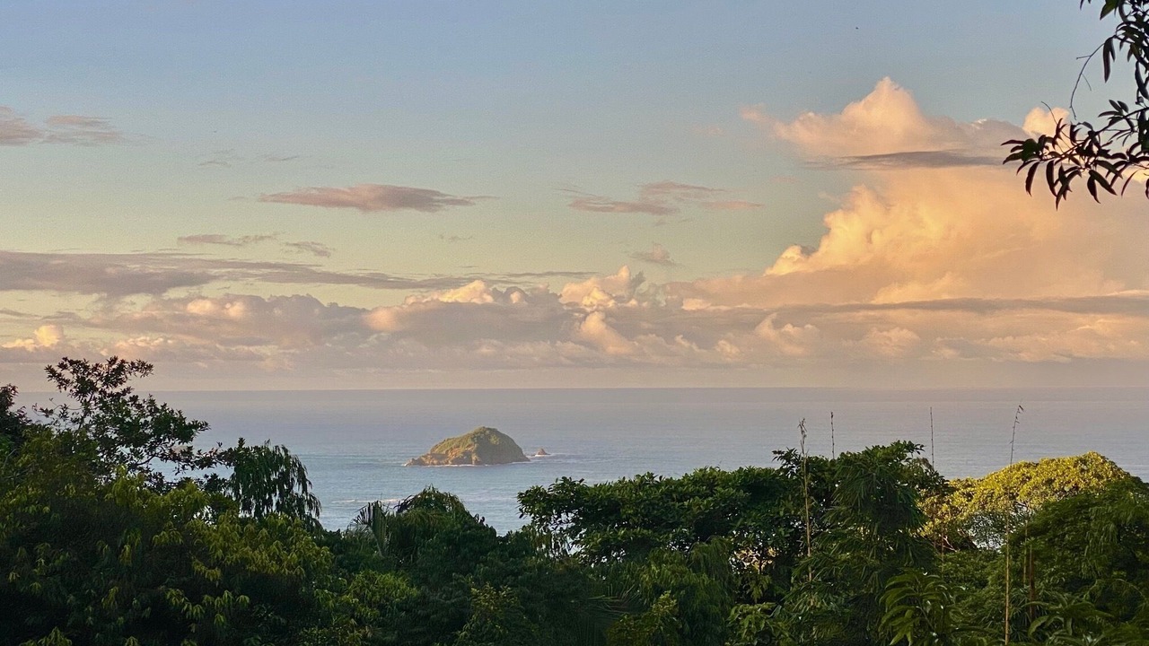 Photo of Others in Manuel Antonio