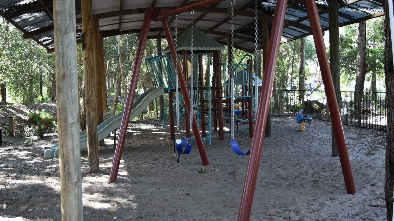 Photo of Others in Kingfisher Bay