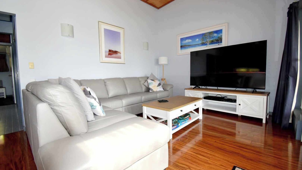 Photo of Livingroom in Kingfisher Bay
