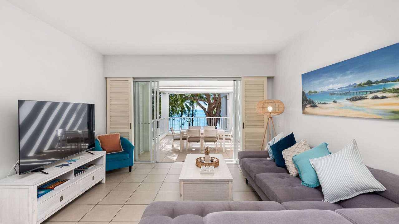 Photo of Livingroom in Palm Cove