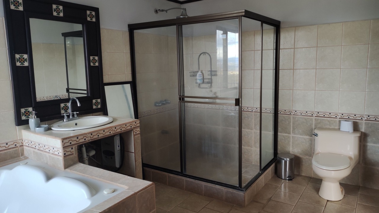 Photo of Bathroom in Garabito