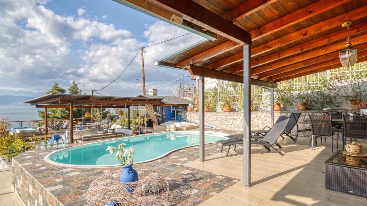 Photo of Outdoor in Kamena Vourla