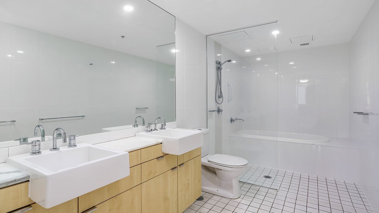 Photo of Bathroom in Coolangatta