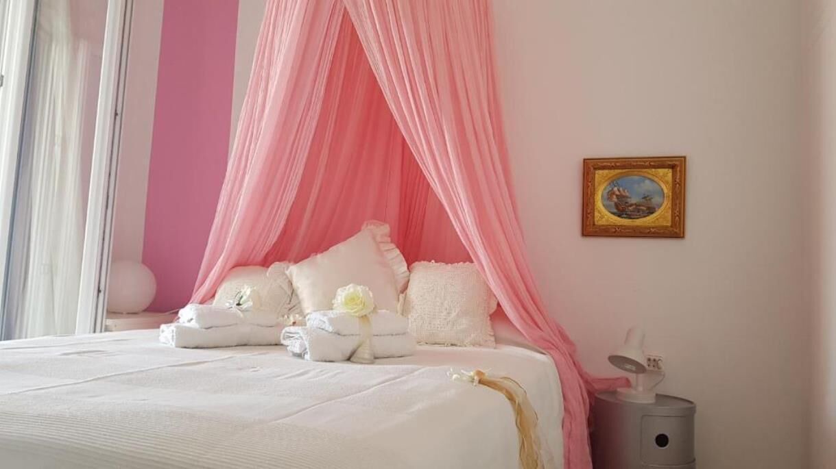 Photo of Bedroom in Ano Mera