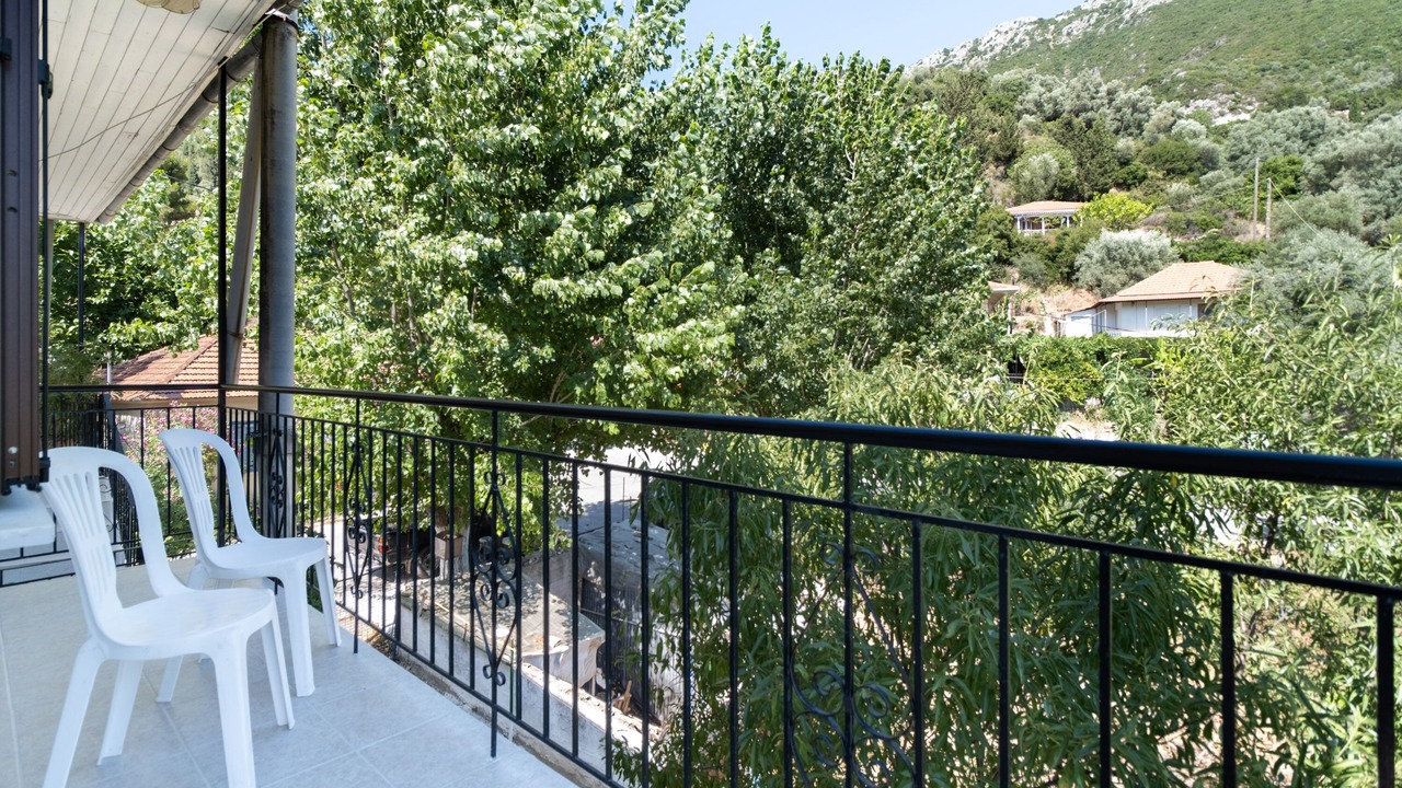 Photo of Patio Balcony in Vournikas