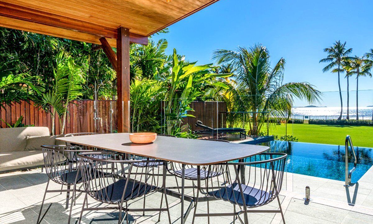 Photo of Outdoor in Flametree