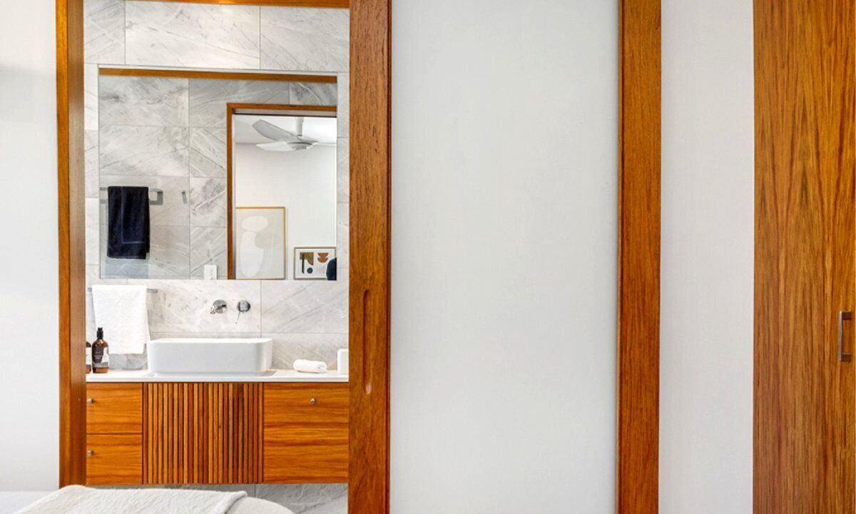 Photo of Bathroom in Flametree