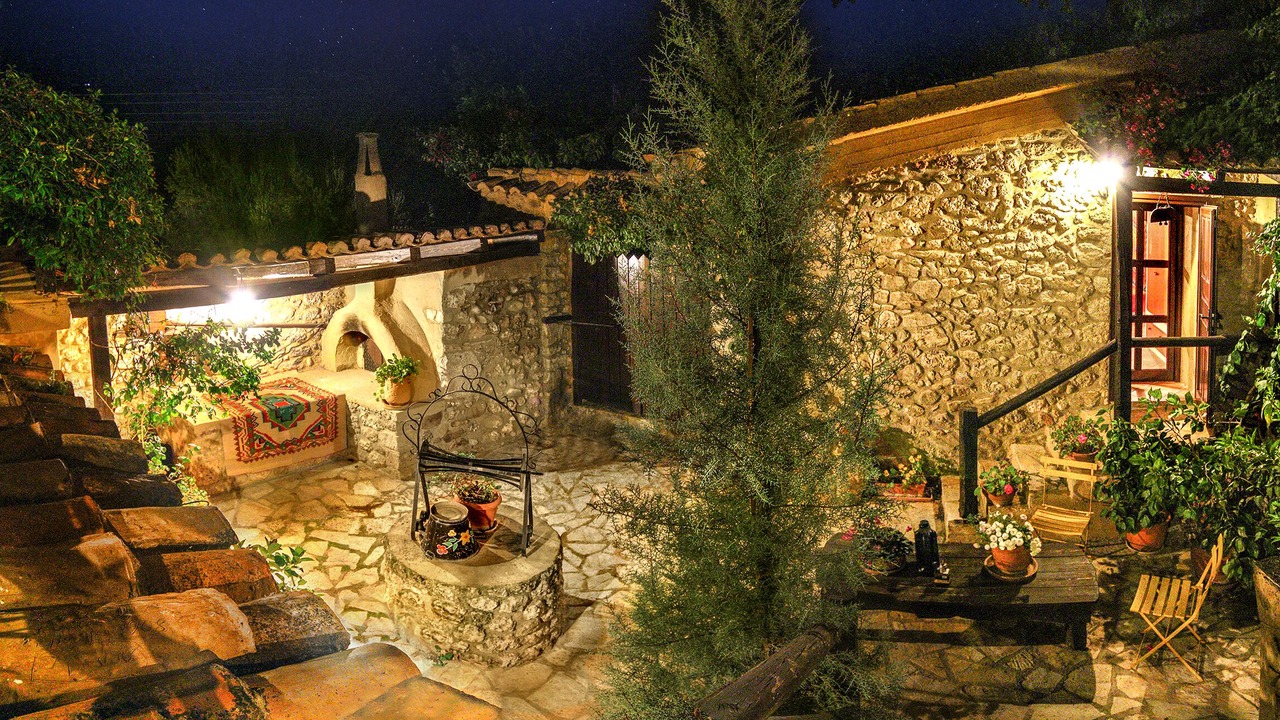 Photo of Patio Balcony in Egira