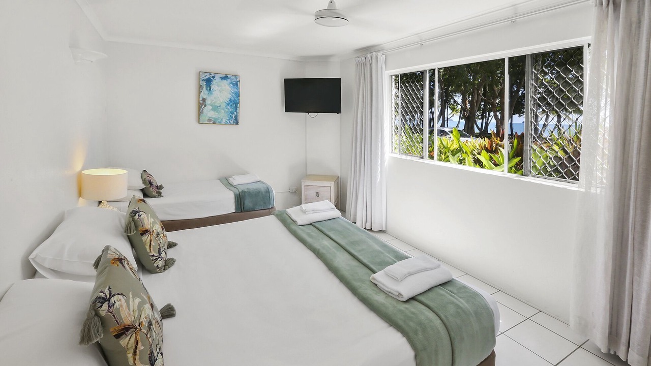 Photo of Bedroom in Clifton Beach