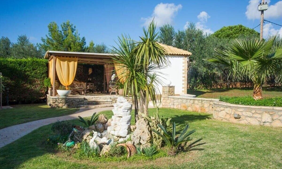 Photo of Outdoor in Marathopoli