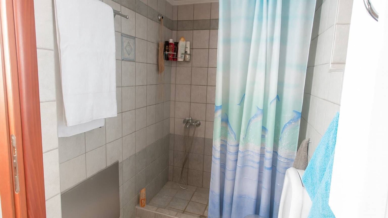 Photo of Bathroom in Lefktron