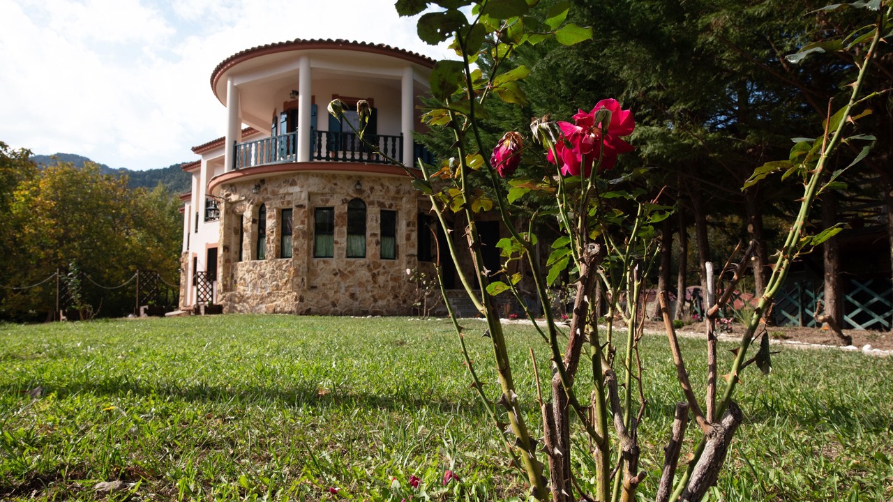 Photo of Outdoor in Zarouhla