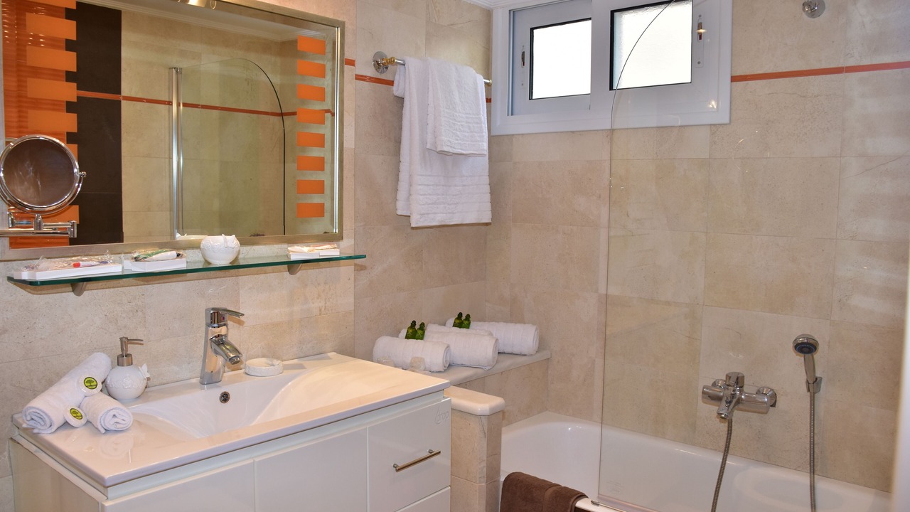 Photo of Bathroom in Pachi