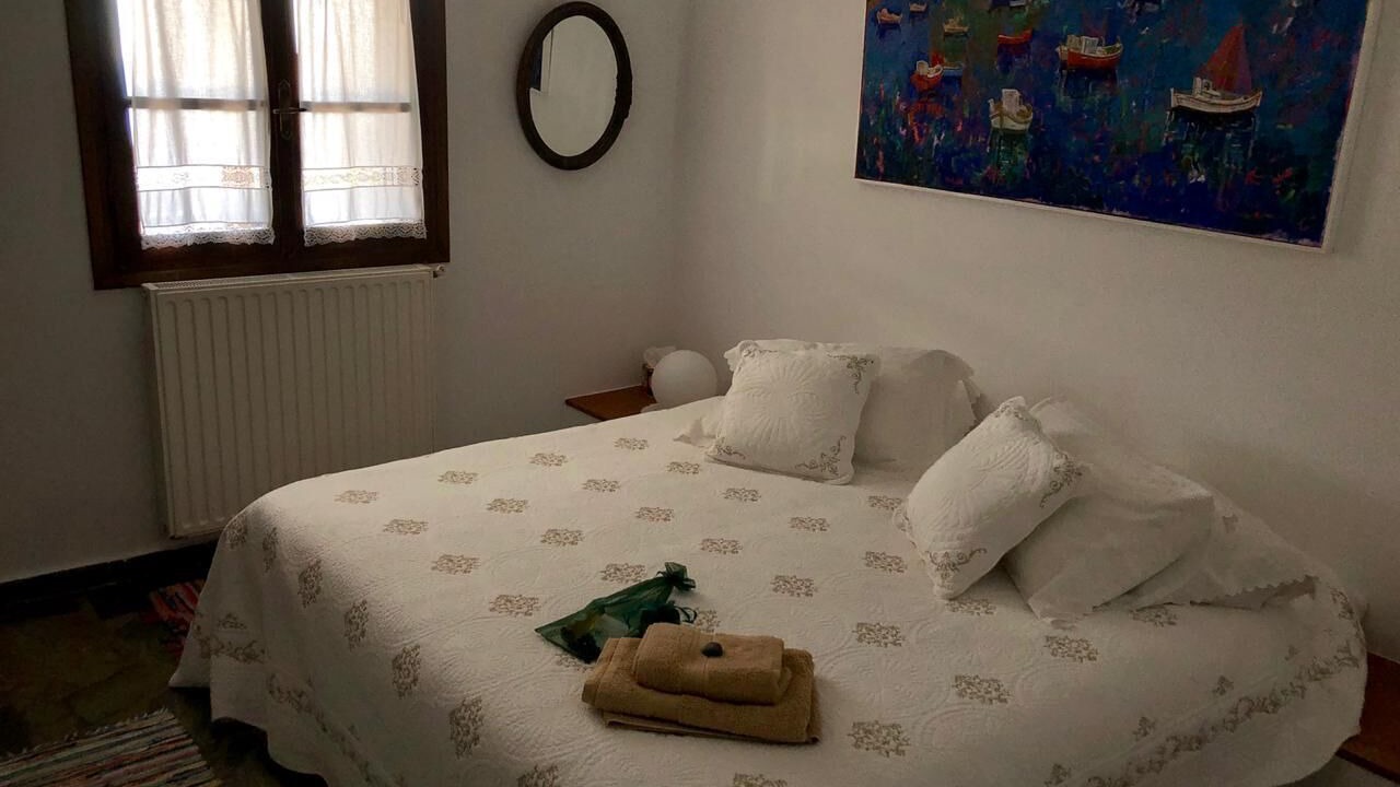 Photo of Bedroom in Grambia