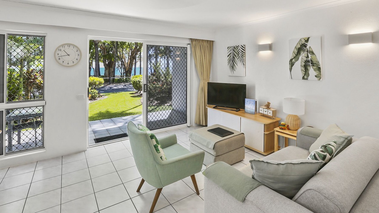 Photo of Livingroom in Clifton Beach