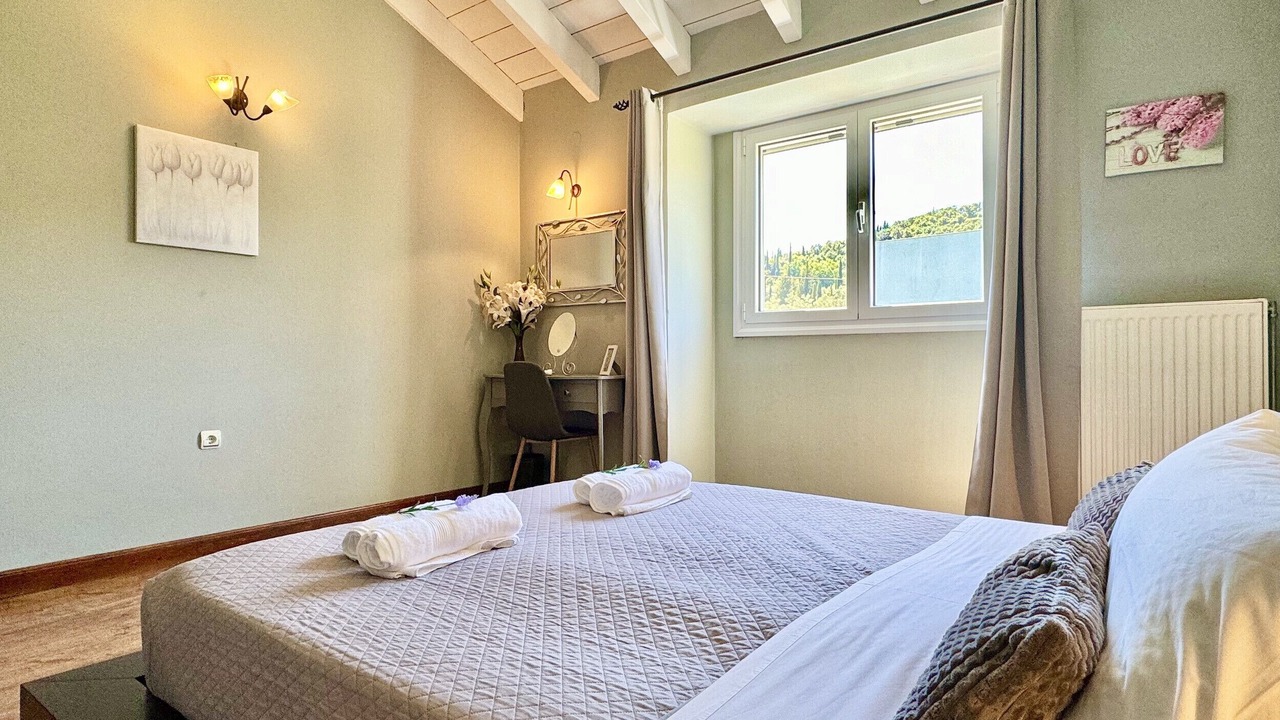 Photo of Bedroom in Velonades
