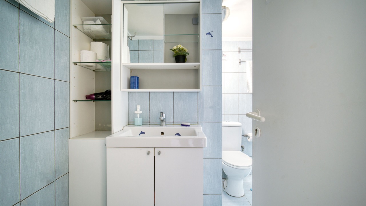 Photo of Bathroom in Ampelokipoi