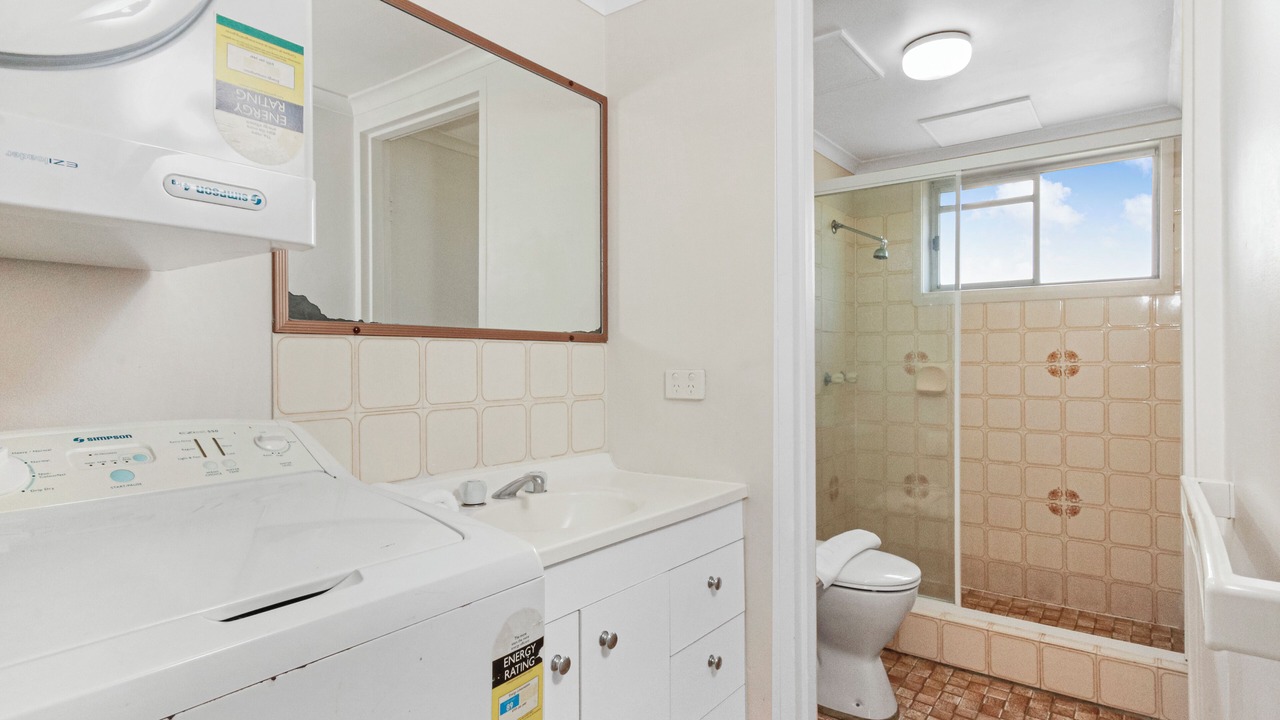 Photo of Bathroom in Burleigh Heads