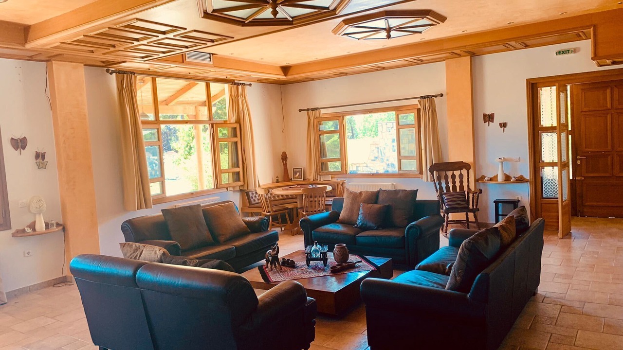 Photo of Livingroom in Katheni