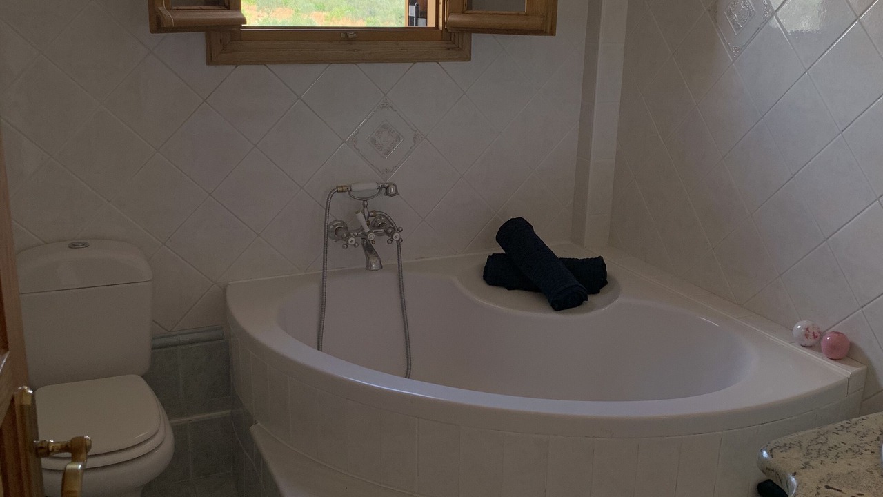 Photo of Bathroom in Katheni