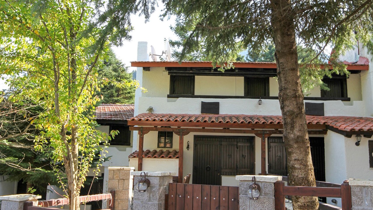 Photo of Outdoor in Eptalofos